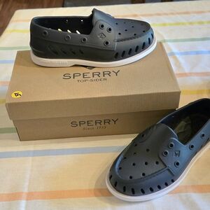 NEW! Sperry Women's Navy Slip-On Shoes, sz 6